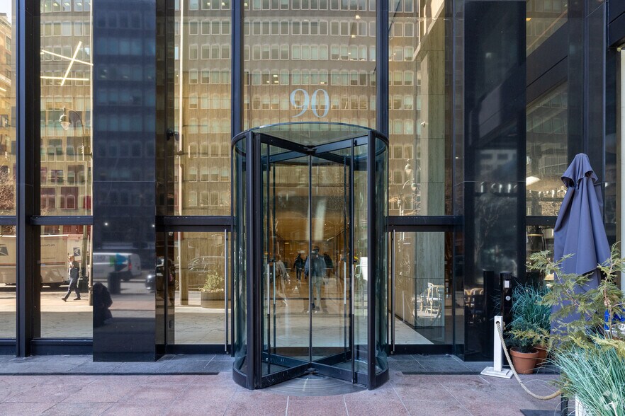 More Photos Of 90 Park Ave, New York Office For Lease