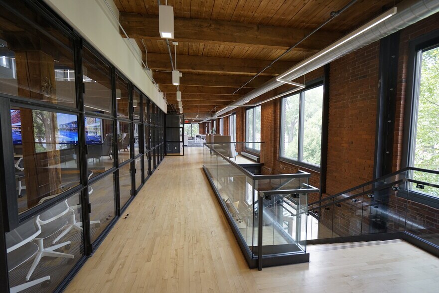 More Photos Of 201 Main St SE, Minneapolis Loft Creative Space For Lease