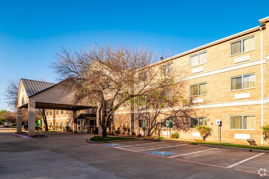 More Photos Of 4712 W Plano Pky, Plano Hotel For Sale