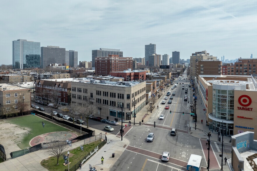 More Photos Of 1025 W Sunnyside Ave, Chicago Loft Creative Space For Sale