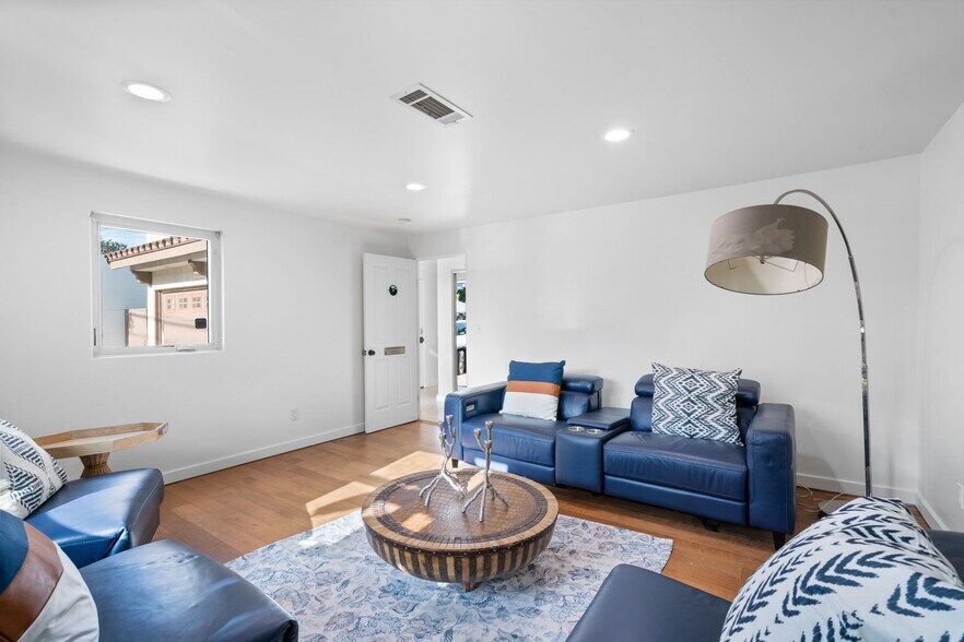 More Photos Of 3718 S Barrington Ave, Los Angeles Rehabilitation Center For Lease