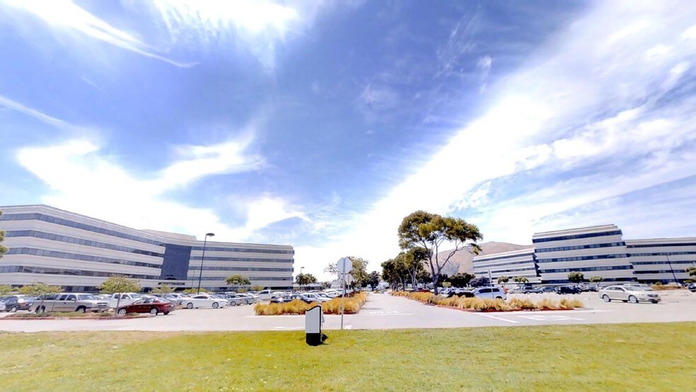 More Photos Of 395 Oyster Point Blvd, South San Francisco Office Residential For Lease
