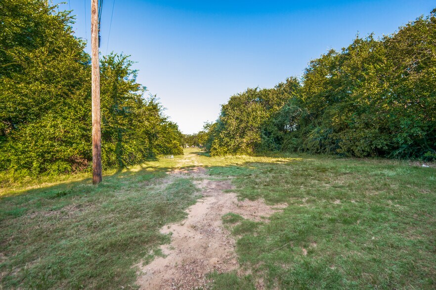 1020 Willowwood St, Denton, TX 76205 Land For Sale