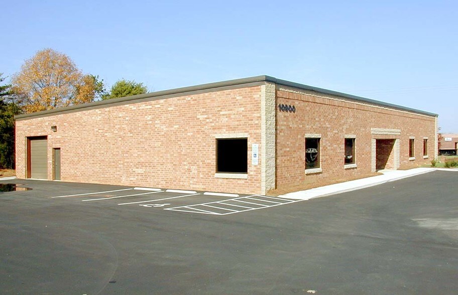 More Photos Of 10900 Granite St, Charlotte Showroom For Sale
