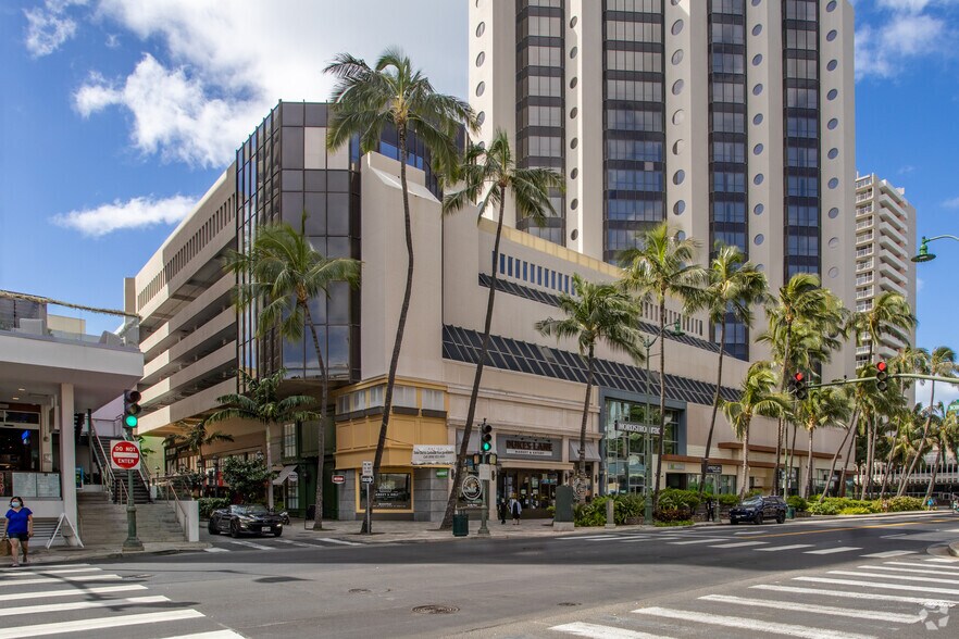More Photos Of 2255 Kuhio Ave, Honolulu Hotel For Lease