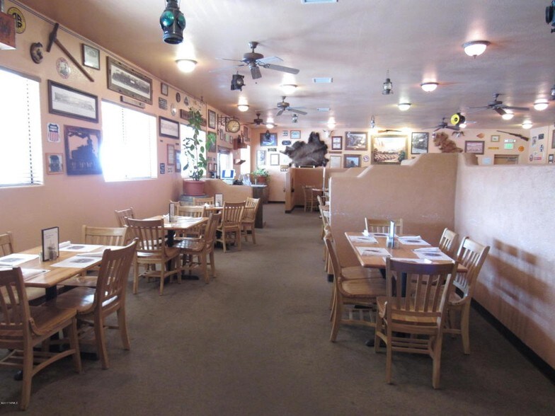 More Photos Of 60 S 10th St, Tombstone Restaurant For Sale
