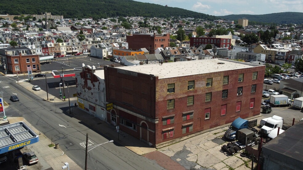 More Photos Of 722 Spring St, Reading Manufacturing For Sale