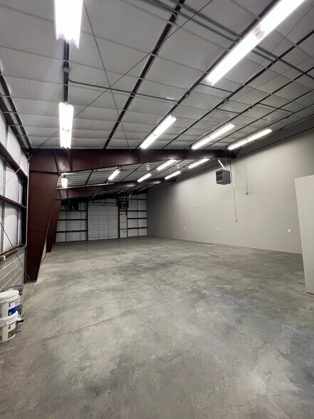 More Photos Of 3111 IH 30, Dallas Light Distribution For Lease