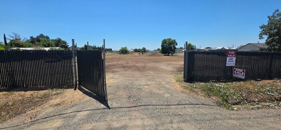 More Photos Of 3144 Q Street, North Highlands Land For Sale
