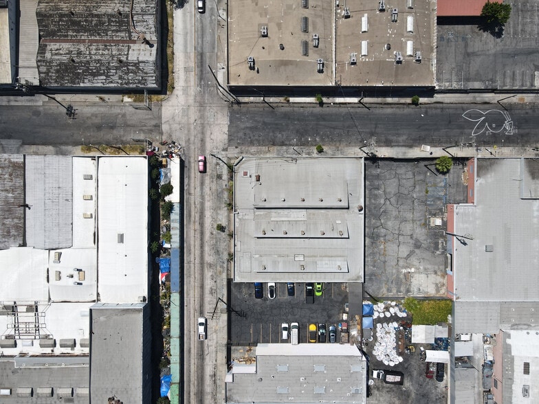 More Photos Of 5725 S San Pedro St, Los Angeles Warehouse For Sale