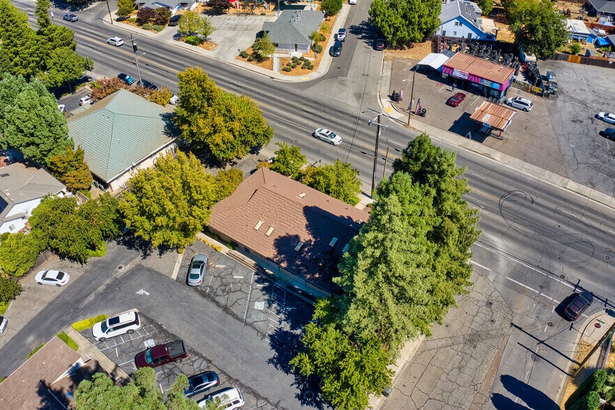 More Photos Of 1408 Live Oak Blvd, Yuba City Office For Sale