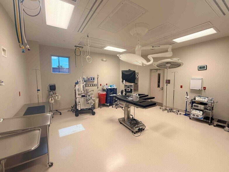 More Photos Of 731 Plaza Blvd, Coppell Medical For Sale