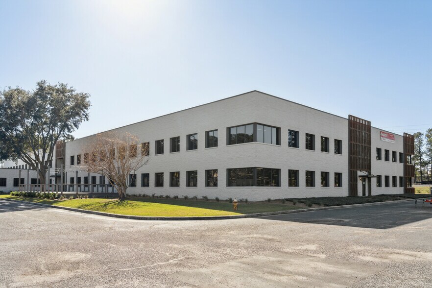 More Photos Of Port 26 | 2155 Eagle Drive, North Charleston Office For Lease