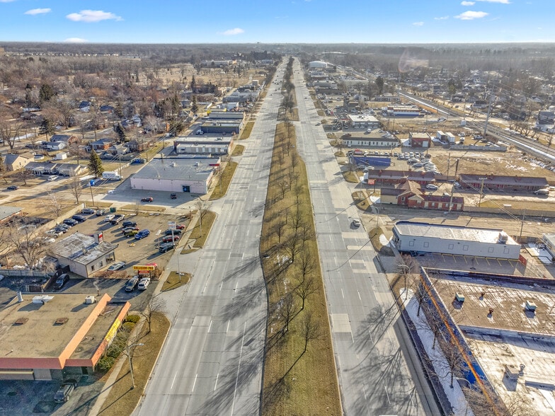 More Photos Of 32413 Michigan Ave, Wayne Freestanding For Sale