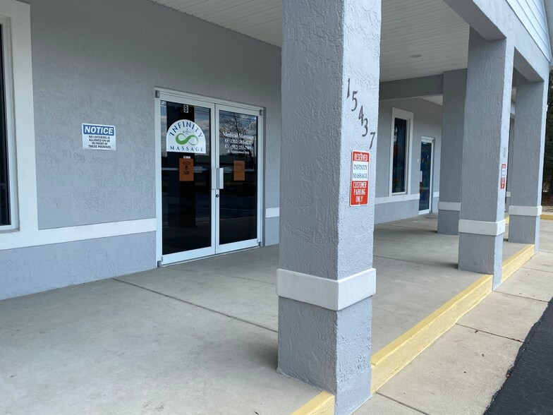 More Photos Of 15437 S US Highway 441, Summerfield Medical For Sale