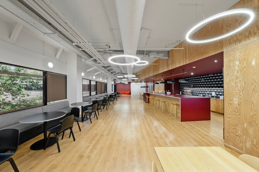 More Photos Of 2850 Ocean Park Blvd, Santa Monica Office For Lease