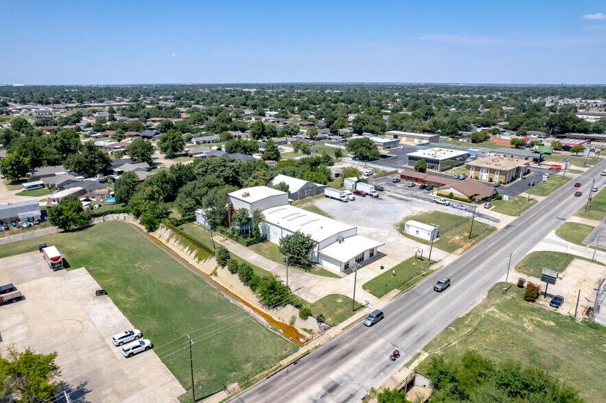 More Photos Of 6845 S Western Ave, Oklahoma City Distribution For Lease