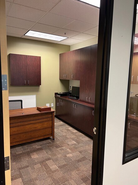 More Photos Of 2204 Plaza Dr, Rocklin Office For Lease