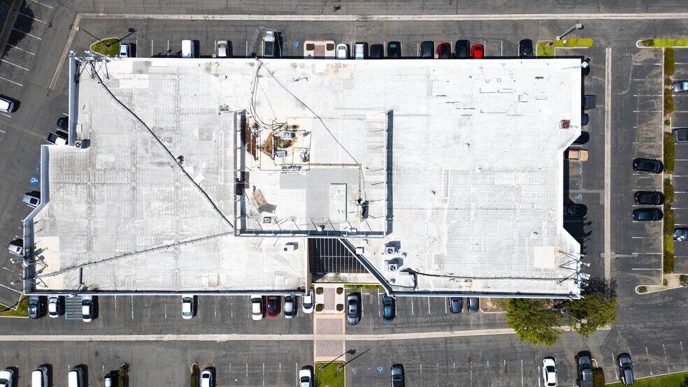 More Photos Of 1855 W Katella Ave, Orange Office Residential For Lease