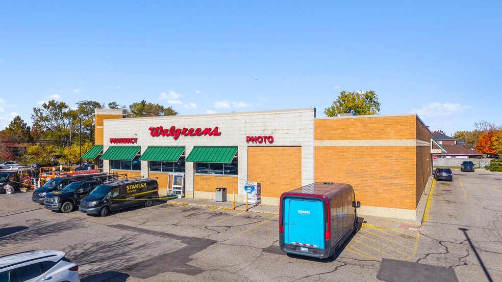 More Photos Of 25700 Ford Rd, Dearborn Heights Drugstore For Sale