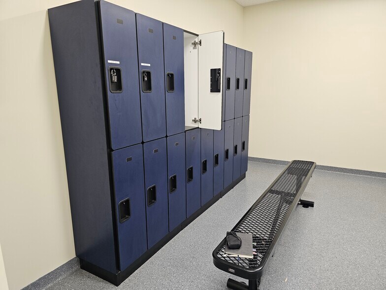 More Photos Of 38 Oakdene Ave, Teaneck Schools For Lease