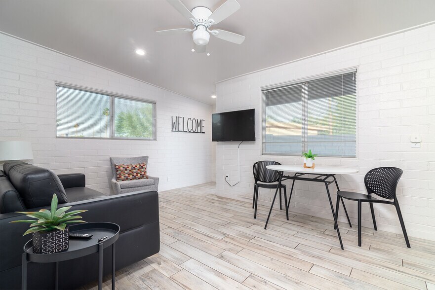 More Photos Of 914 S Kenwood Cir, Tempe Apartments For Sale