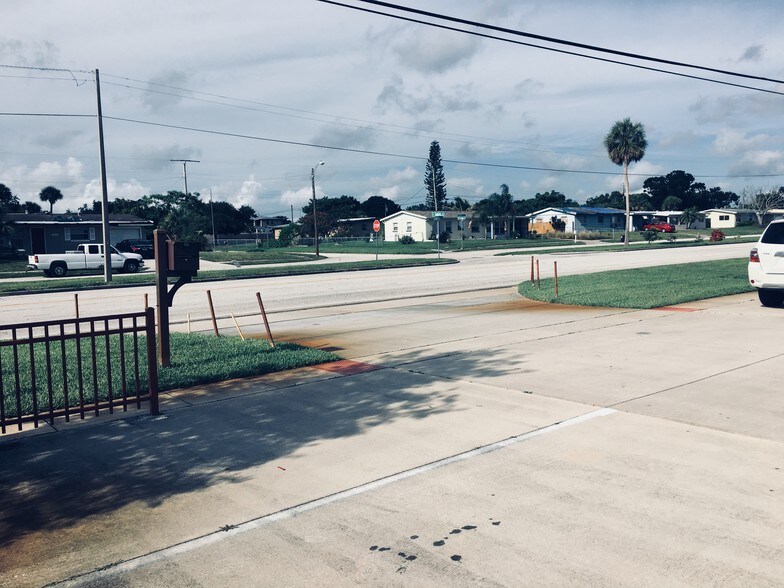 More Photos Of 1840 Sarno Rd, Melbourne Office For Sale