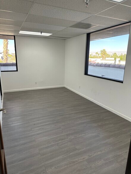 More Photos Of 72171 Highway 111, Palm Desert Storefront Retail Office For Lease
