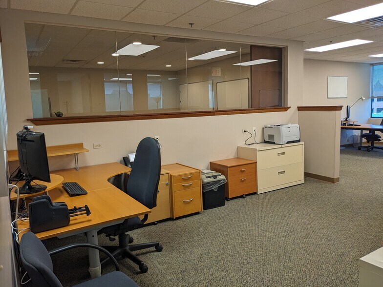 More Photos Of 1749 S Naperville Rd, Wheaton Medical For Sale