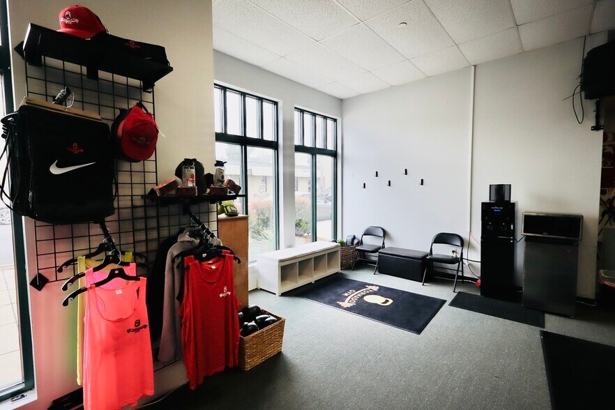 More Photos Of 246 Main St, Hudson Multifamily For Sale