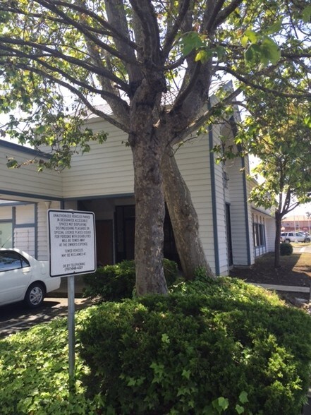 More Photos Of 2900 Sonoma Blvd, Vallejo Office For Lease
