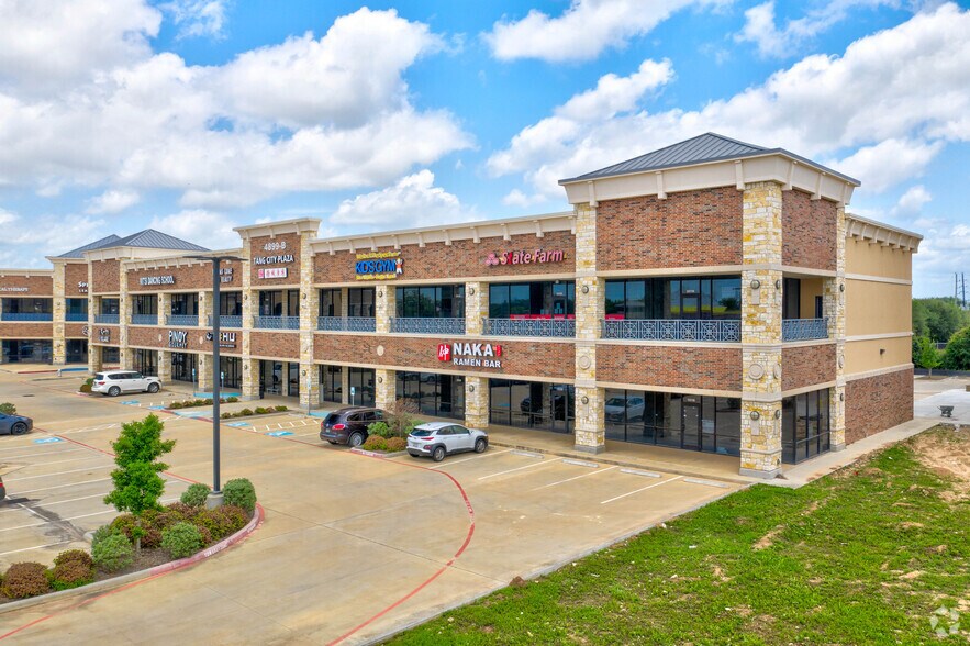 More Photos Of 4899 Highway 6, Missouri City Unknown For Lease