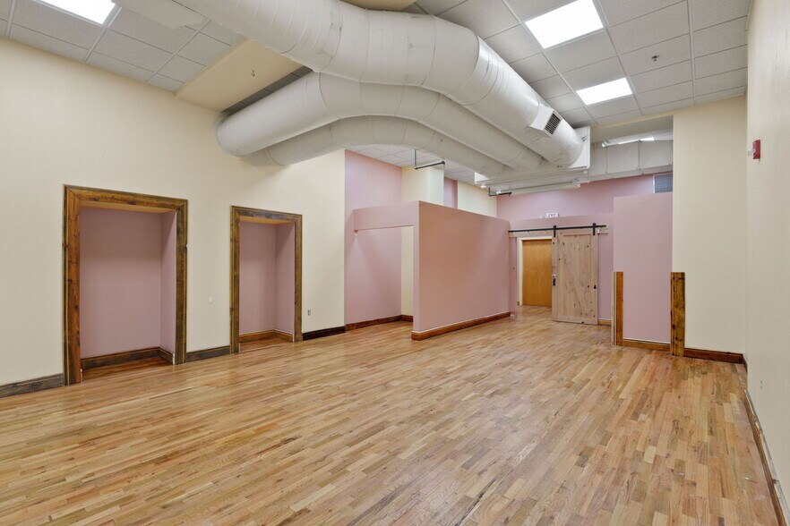 More Photos Of 216 W Lincolnway, Cheyenne Storefront Retail Office For Sale