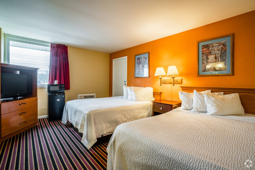 More Photos Of 4853 W Henrietta Rd, Henrietta Hotel For Sale