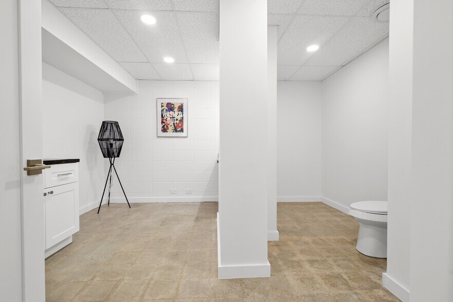 More Photos Of 1625 S Boston Ave, Tulsa Office For Lease