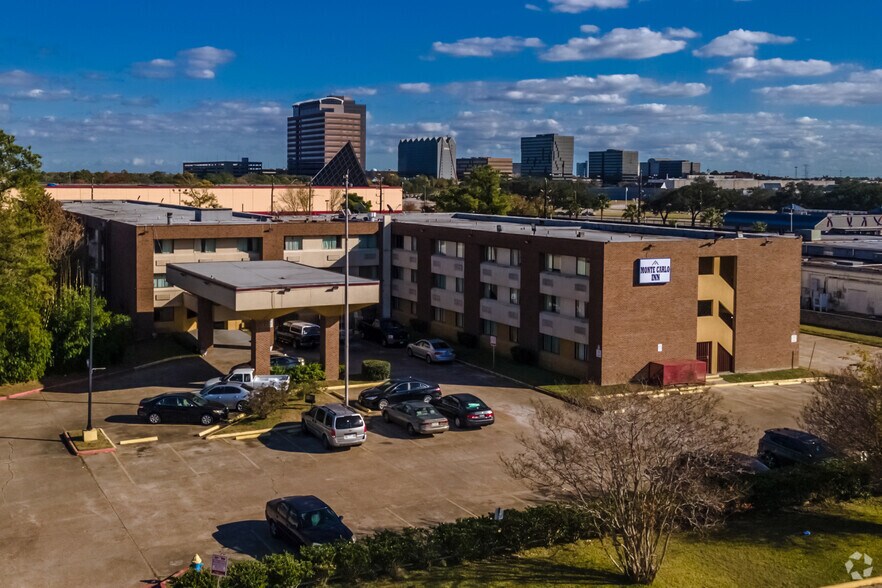 Primary Photo Of 12500 North Fwy, Houston Hotel For Sale