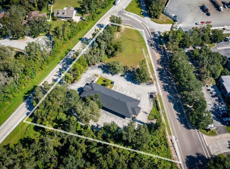 More Photos Of 12221 N Us Highway 301, Thonotosassa Light Distribution For Sale