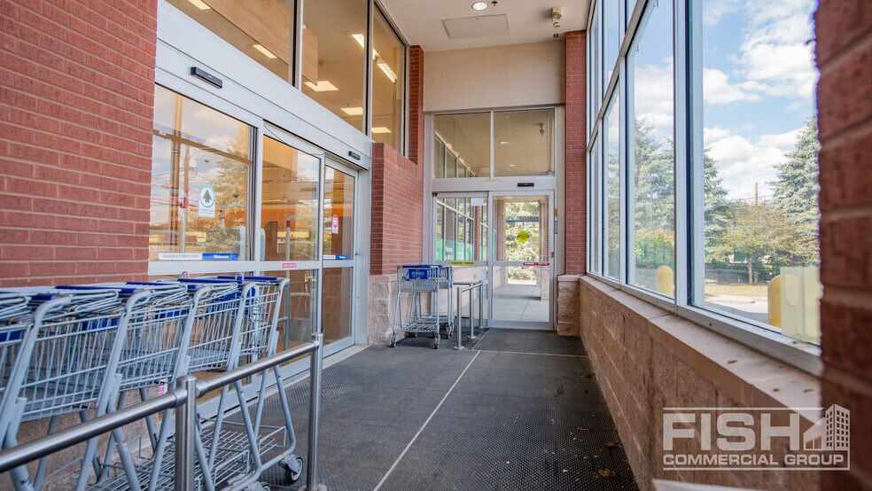 More Photos Of 24 East Ave, Wellsboro Drugstore For Sale