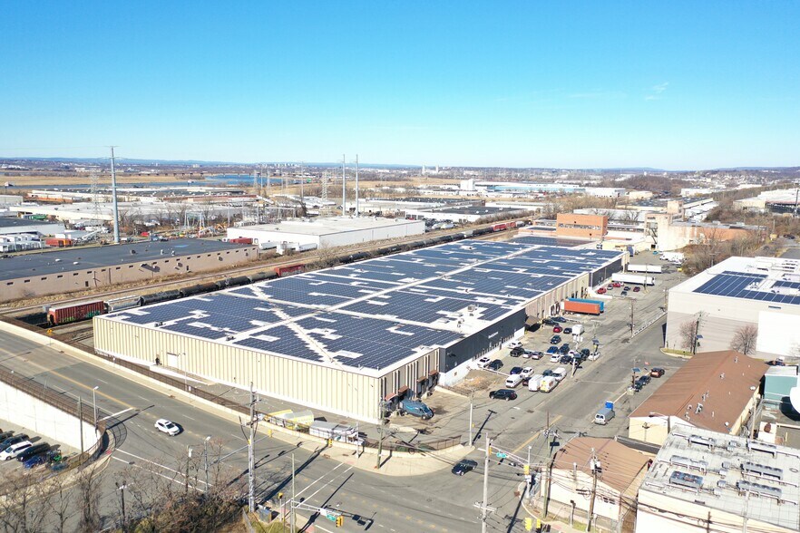 More Photos Of 7001 Anpesil Dr, North Bergen Warehouse For Lease