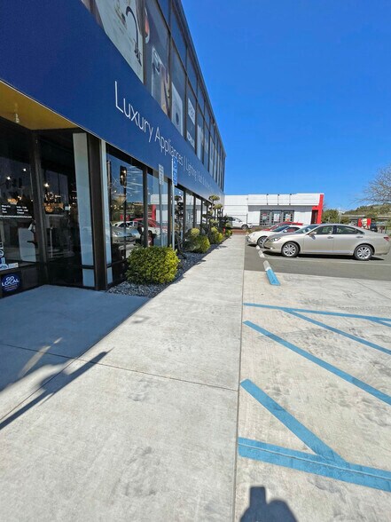 More Photos Of 3201 Cleveland Ave, Santa Rosa Office For Sale