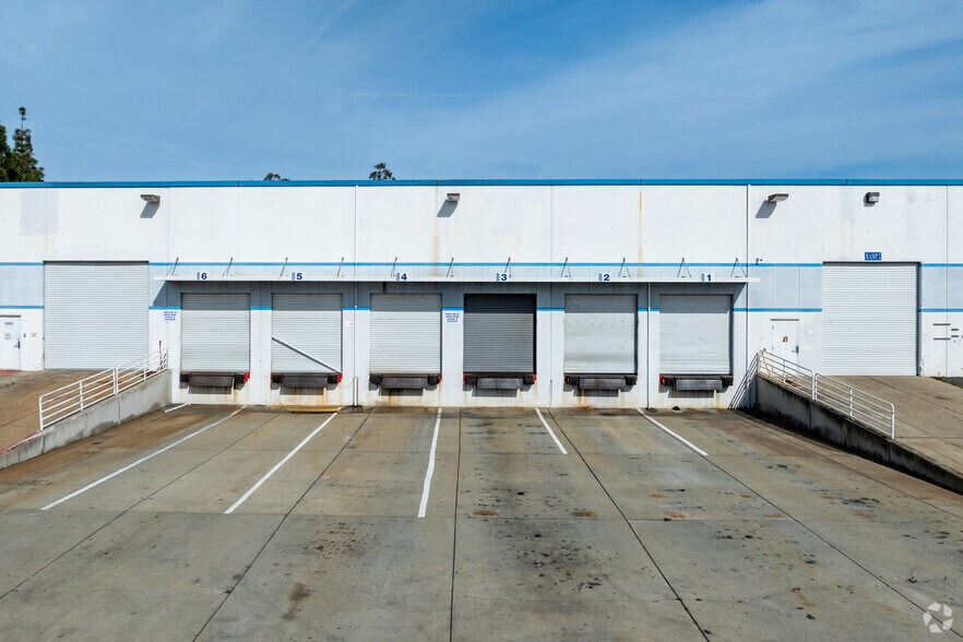 More Photos Of 30580 San Antonio St, Hayward Manufacturing For Lease
