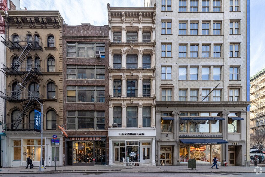 More Photos Of 170 Mercer St, New York Apartments For Sale