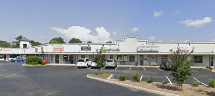 More Photos Of 7914 S Memorial Pky, Huntsville Unknown For Lease