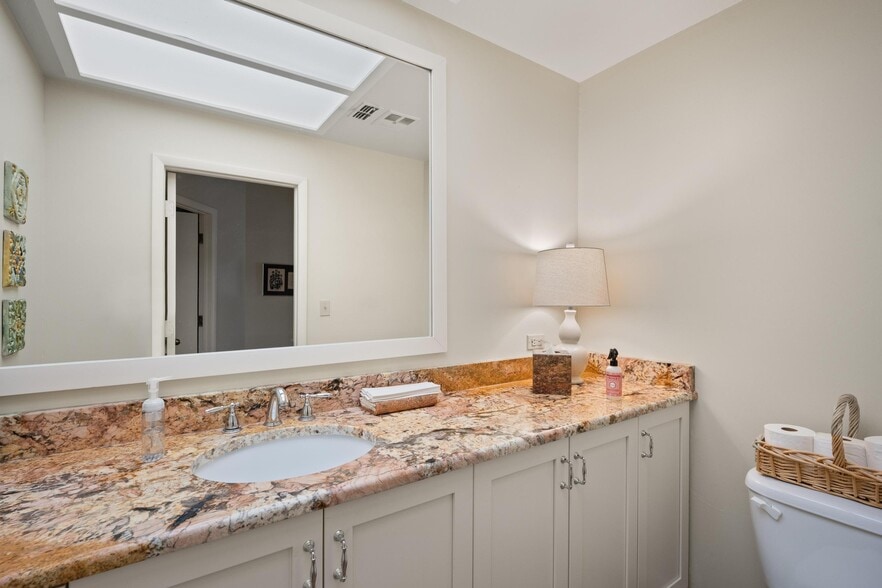 More Photos Of 2424 Enterprise Rd, Clearwater Medical For Sale