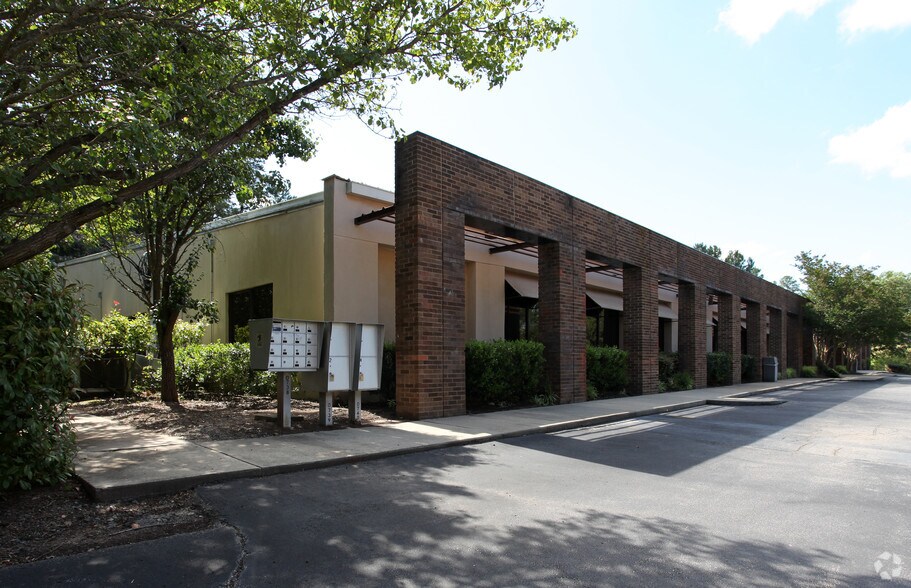 More Photos Of 3308 Durham Chapel Hill Blvd, Durham Office For Lease