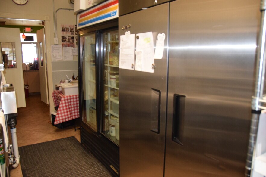 More Photos Of 9740 Barker Cypress Rd, Cypress Restaurant For Lease