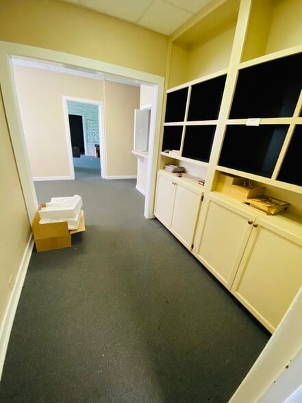 More Photos Of 315-329 E 2nd St, Boyertown Flex For Sale