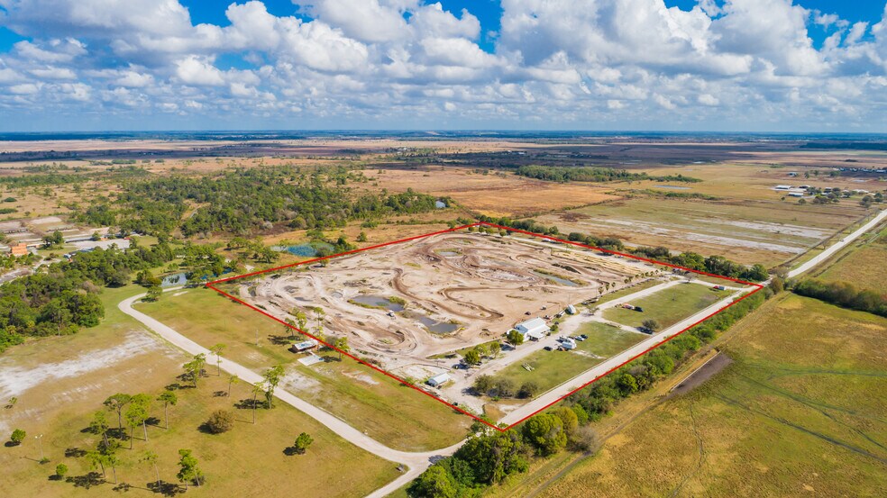 More Photos Of 7543 NE 48th St, Okeechobee Racetrack For Sale