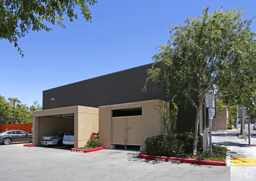 More Photos Of 2875 El Camino Real, Palo Alto Office For Lease