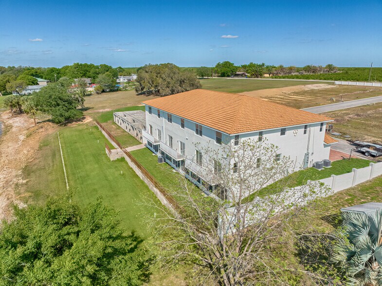 More Photos Of 1900 Oasis Blvd, Sebring Land For Sale